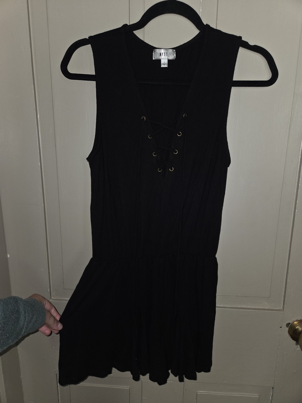 NYTT Black Lace-Up Sleeveless Romper